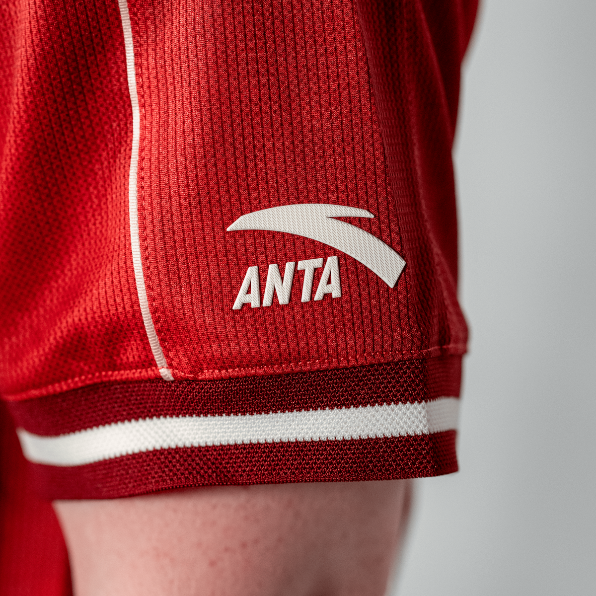 Fan_Zhendong_x_Anta_Shirt_Anta_Logo