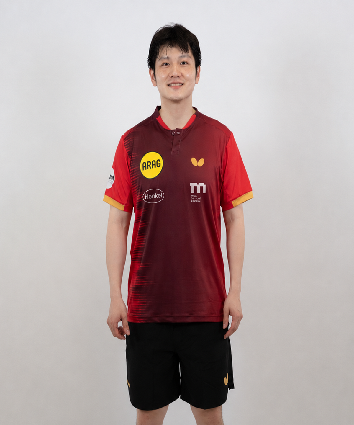 Borussia_Duesseldorf_Heimtrikot_Fan_Zhendong_Frontansicht